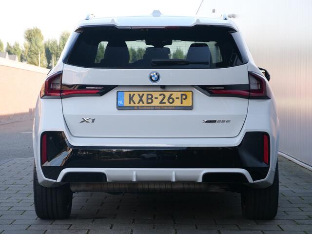 BMW X1 xDrive25e M-Sport Pro 245 Pk Automaat Navi / DAB / Apple Carplay / Camera's / Stoelverwarming