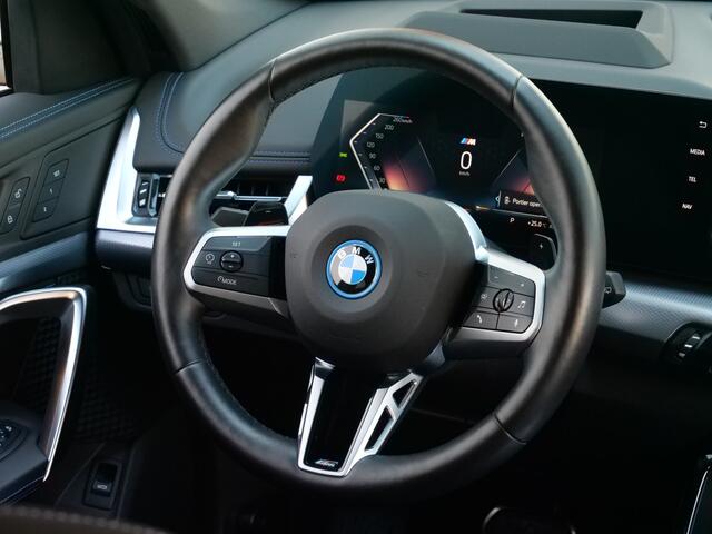 BMW X1 xDrive25e M-Sport Pro 245 Pk Automaat Navi / DAB / Apple Carplay / Camera's / Stoelverwarming