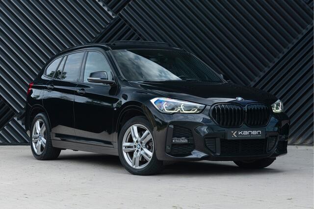 BMW X1 xDrive25e M-Sport Pano HUD ACC Keyless Adapt. LED Camera Park Assist