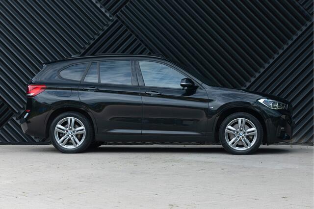 BMW X1 xDrive25e M-Sport Pano HUD ACC Keyless Adapt. LED Camera Park Assist