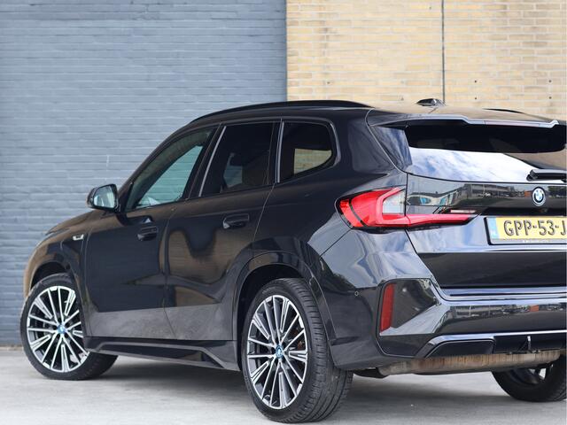 BMW X1 xDrive30e M Sport | 20" Individual 869I | Driving Assistant Plus | Pano | Haak | Hybrid |
