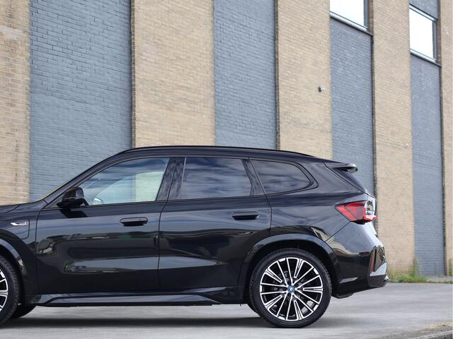 BMW X1 xDrive30e M Sport | 20" Individual 869I | Driving Assistant Plus | Pano | Haak | Hybrid |
