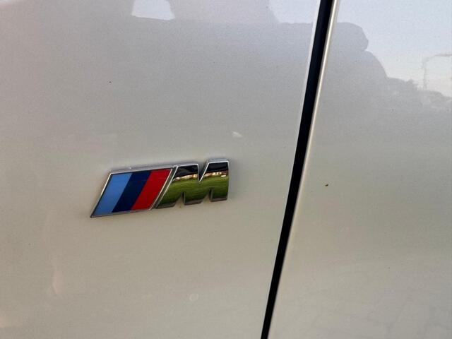 BMW X1 Xdrive25e M pakket 220pk Aut 2021 Wit 1e eigenaar