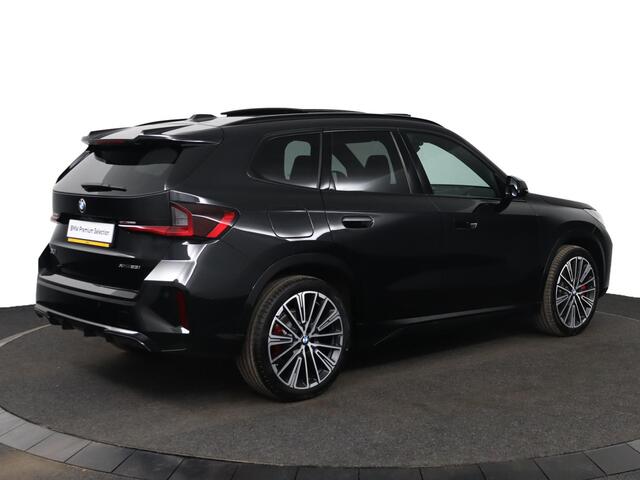 BMW X1 xDrive23i | M Sportpakket Pro | Innovation Pack | Comfort Pack | Travel Pack