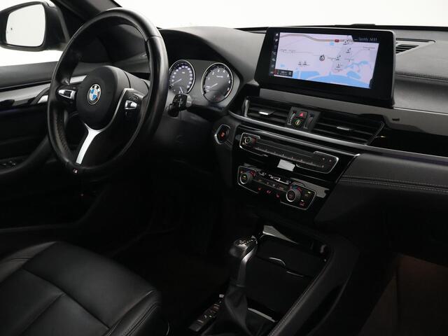 BMW X1 xDrive25e 220 PK BUSINESS EDITION + TREKHAAK | HEAD-UP | SFEERVERL. | CAMERA | STOELVERW.