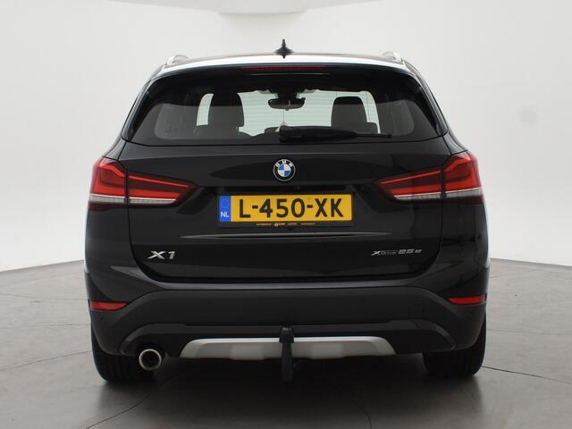 BMW X1 xDrive25e 220 PK BUSINESS EDITION + TREKHAAK | HEAD-UP | SFEERVERL. | CAMERA | STOELVERW.