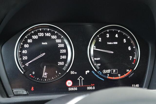 BMW X1 sDrive20i Executive Edition | NL Auto/1e Eigenaar | Head-up display | Cruise | Clima | Kofferdeksel elektrisch