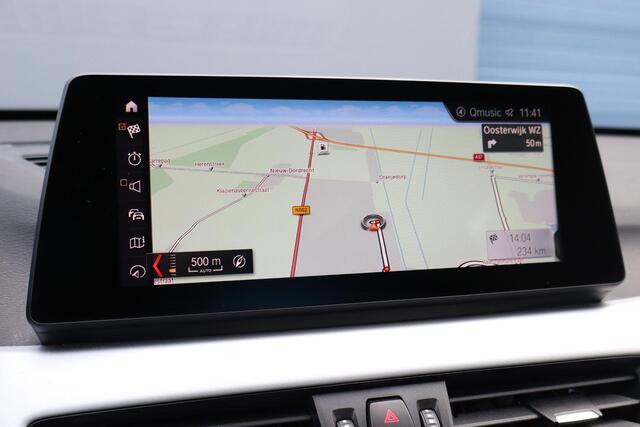 BMW X1 sDrive20i Executive Edition | NL Auto/1e Eigenaar | Head-up display | Cruise | Clima | Kofferdeksel elektrisch