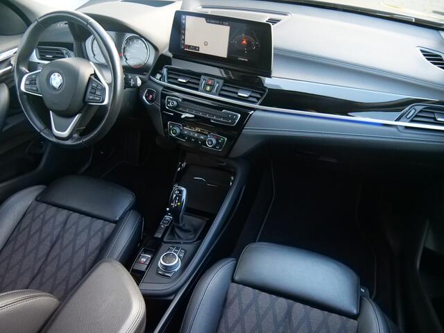 BMW X1 sDrive20i High Executive 192 Pk Automaat Navi / DAB / Camera / 18 inch