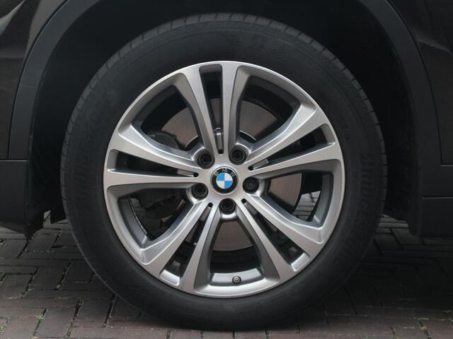 BMW X1 sDrive20i SportLine | Trekhaak | NL-auto |