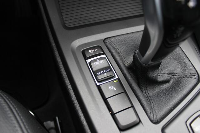 BMW X1 sDrive20i Orange Edition II / 69.961 km / Trekhaak / Panoramadak / Camera / Head-up / Leder / 18'' / Navigatie / Stoelverwarming / Cruise Control / Getint glas – foto 3