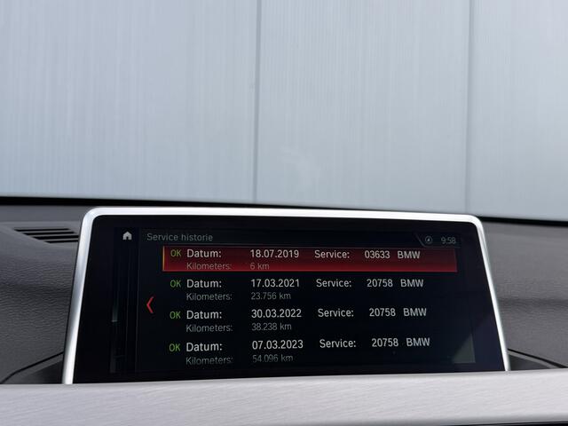 BMW X1 sDrive18i Executive Edition Automaat M-Pakket/Dealer/19inch/HUD. – foto 10