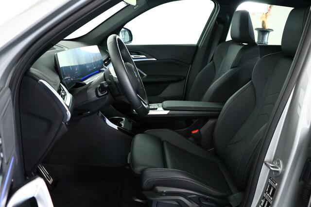 BMW X1 sDrive18i M-Sport / Pilot assist / HUD / 360 Cam / CarPlay – foto 7
