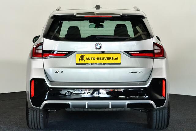 BMW X1 sDrive18i M-Sport / Pilot assist / HUD / 360 Cam / CarPlay – foto 9