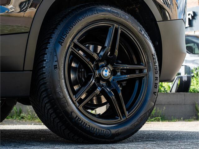 BMW X2 sDrive20i High Exe 18 INCH CAMERA LED PDC STOELVERW