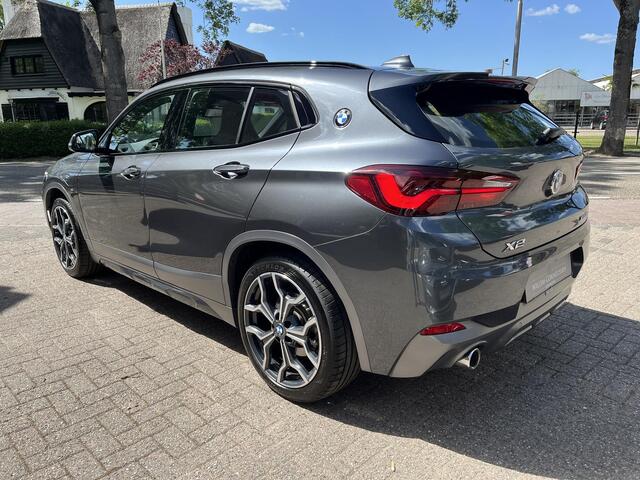 BMW X2 xDrive25e High Executive M-Sport Leder Pano NL Aut