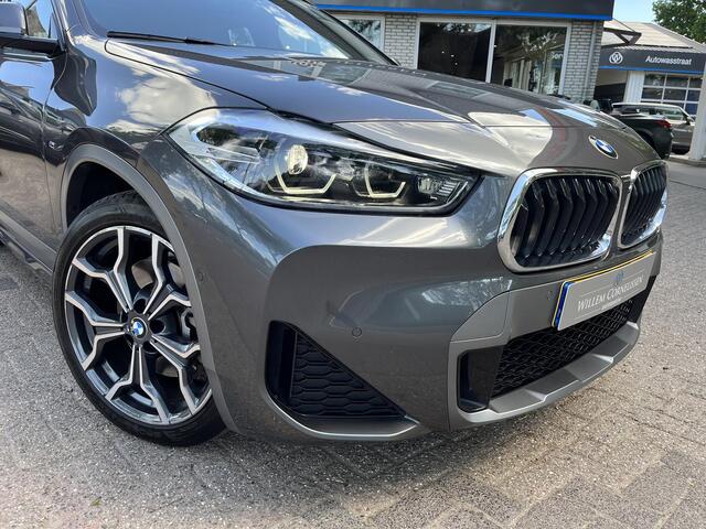 BMW X2 xDrive25e High Executive M-Sport Leder Pano NL Aut