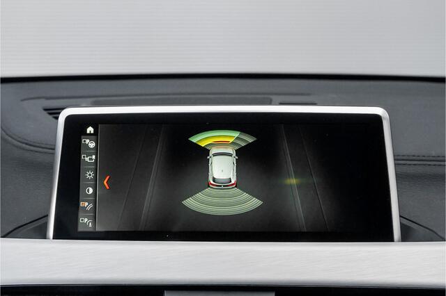 BMW X2 sDrive20i M-Sport Shadow Leder Camera Trekhaak Stuurverwarming 19"