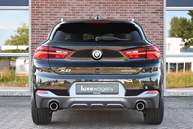 BMW X2 sDrive20i 192pk M-Sport X Pano HUD 19inch Adp-LED El-Klep
