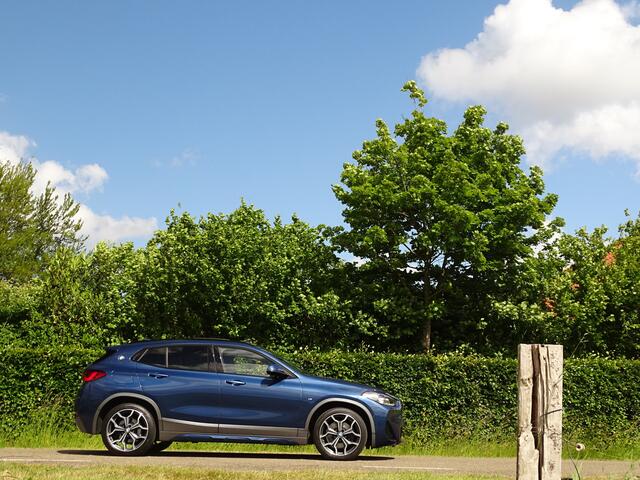 BMW X2 xDrive25e M-Sport | BTW | Carplay | Schuifdak | Sportst. | X-line | FULL OPTIONS!