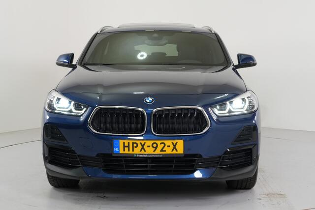 BMW X2 xDrive25e Executive | Panorama | Camera | Lane | Cruise Adaptief | Inparkeer |