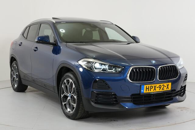 BMW X2 xDrive25e Executive | Panorama | Camera | Lane | Cruise Adaptief | Inparkeer |