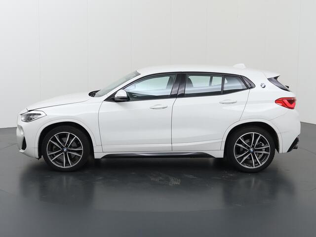 BMW X2 sDrive20i Executive | M Sport | Navigatie | Climate Control | Stoelverwarming | Sportstoelen |