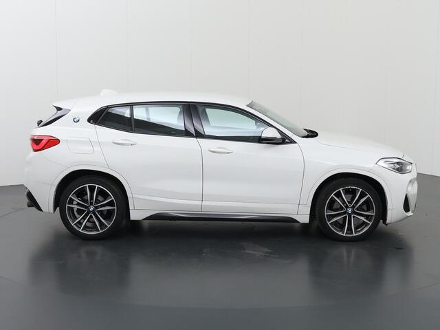 BMW X2 sDrive20i Executive | M Sport | Navigatie | Climate Control | Stoelverwarming | Sportstoelen |