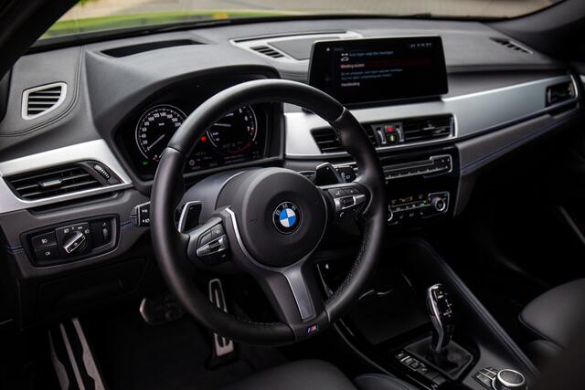 BMW X2 sDrive20i Business Edition M-pakket, Elektrisch glazen panoramadak, HUD, BMW-Led