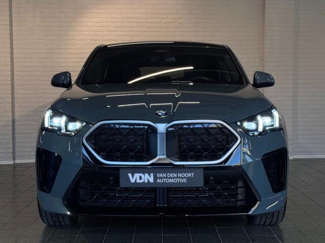 BMW X2 sDrive20i M-Sport Pro Pano Alcantara Camera Keyless 19''