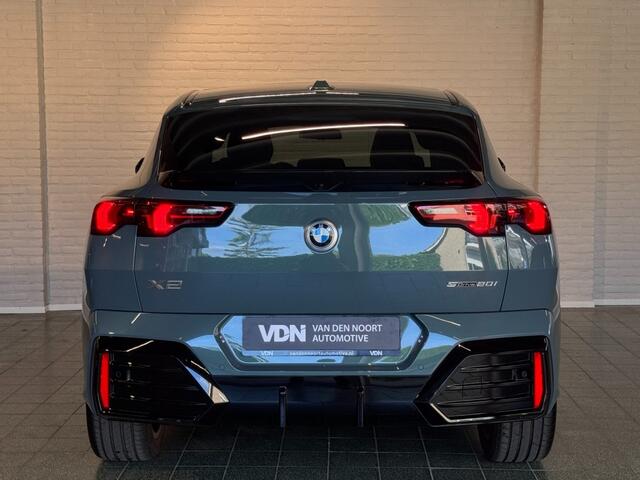 BMW X2 sDrive20i M-Sport Pro Pano Alcantara Camera Keyless 19''