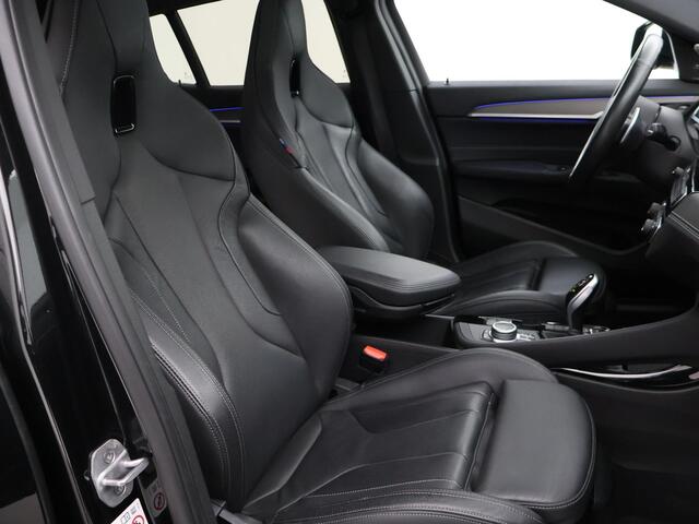 BMW X2 20i M-SPORT + M-STOELEN | HEAD-UP | PANORAMA | ADAPTIVE CRUISE | LEDER | TREKHAAK | HK | SFEERVERLICHTING