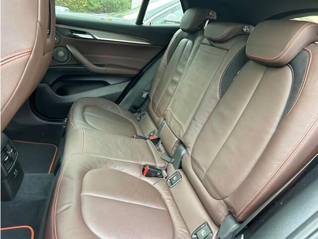 BMW X2 sDrive20i High Executive M Sport Mesh Edition Panoramadak 19 Inch M Sportzetels DAB Carplay