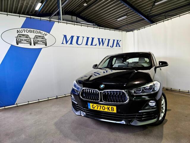 BMW X2 sDrive20i High Executive Edition / Sportstoelen / Camera / NL Auto