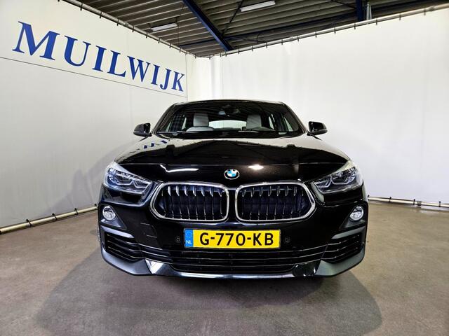 BMW X2 sDrive20i High Executive Edition / Sportstoelen / Camera / NL Auto
