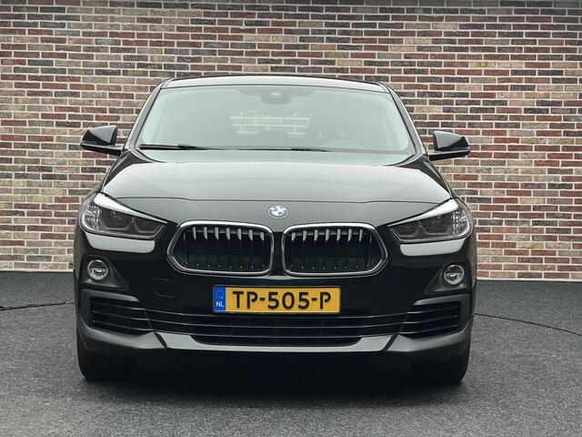 BMW X2 sDrive18i Executive Automaat Xenon Navi Airco