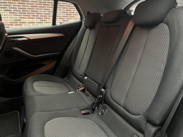 BMW X2 sDrive18i Executive Automaat Xenon Navi Airco