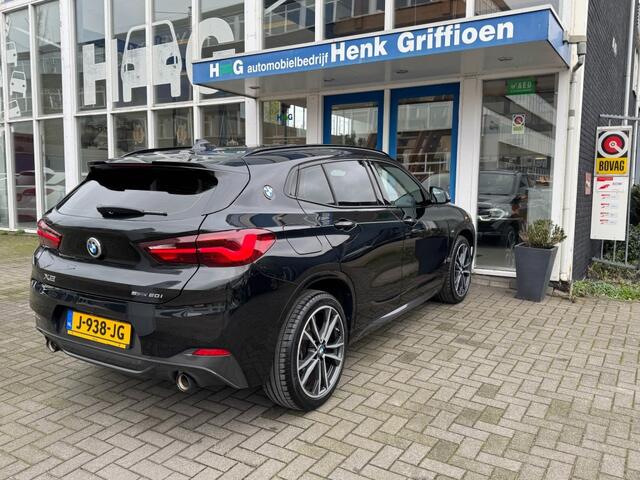 BMW X2 X2 sDrive20i High Executive Msport I Panorama I Leer I Stoelverw. I Camera
