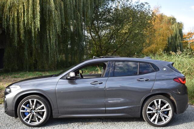 BMW X2 M35iA 306PK HIGH EXECUTIVE M-SPORT HARMAN-KARDON/CAMERA/PANORAMADAK