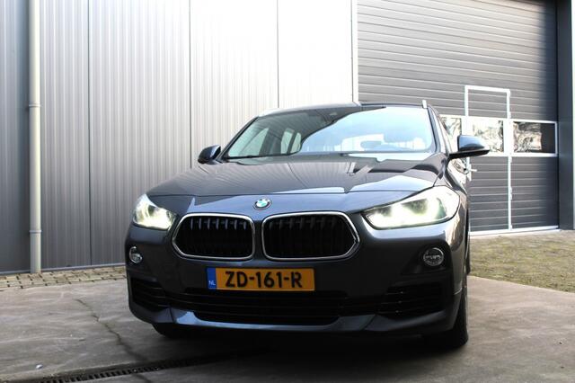 BMW X2 sDrive18i Executive / Elektr Achterklep / Navigatie / 1700 KG tr