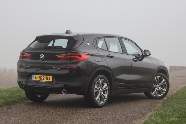 BMW X2 sDrive20i 192 PK Executive ? LED ? Head-Up ? Navi