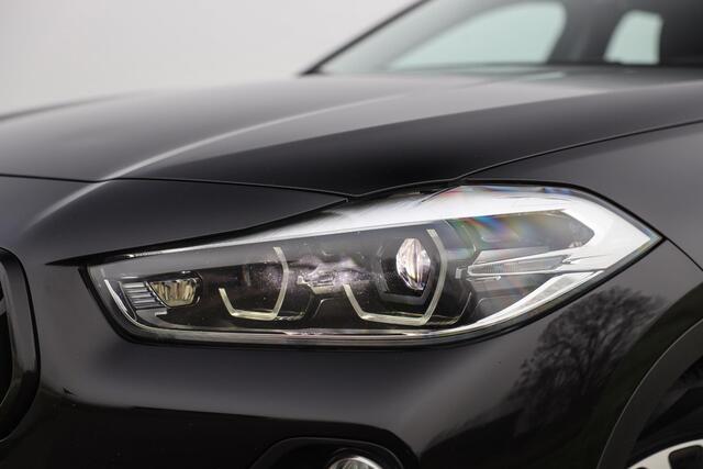 BMW X2 sDrive20i 192 PK Executive ? LED ? Head-Up ? Navi