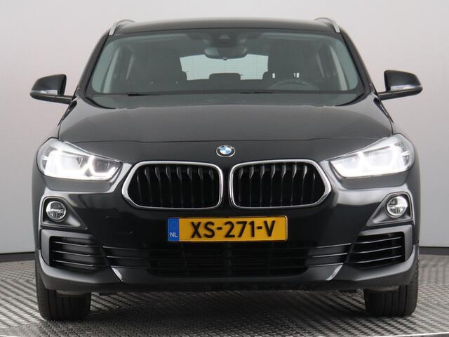 BMW X2 sDrive18i Executive (Nl-Auto / Elek. Achterklep / Navi / Cruise / 19'')