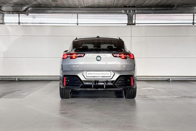 BMW X2 iX2 eDrive20 67 kWh M Sport Edition | M Sportpakket Pro | Premium Pack | Comfort Pack | Trekhaak