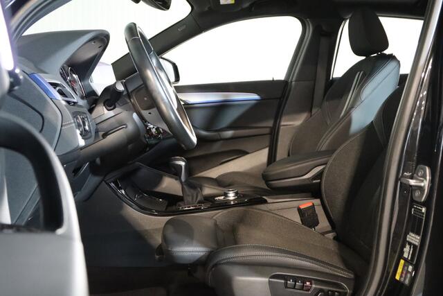 BMW X2 xDrive25e 220 PK High Executive M-Sport PHEV, Panoramadak, M-Sport High Executive, LED