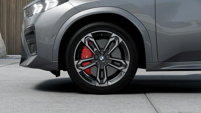 BMW X2 iX2 eDrive20 High Executive M Sport / Panoramadak / Trekhaak / Sportstoelen / M Adaptief onderstel / Comfort Access / Adaptieve LED / Head-Up / Harman-Kardon