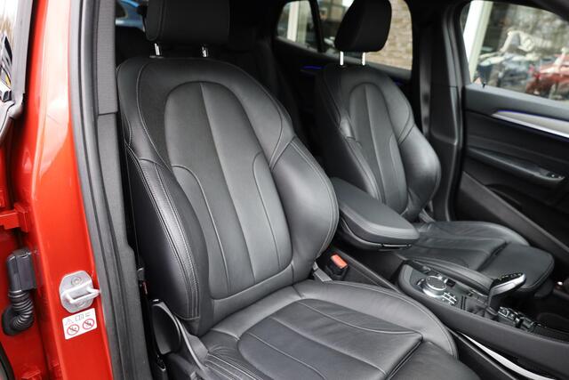 BMW X2 sDrive20i High Executive M-Sport TREKHAAK PANO LEER H&K-AUDIO CAMERA STOELVER. CRUISE CLIMA NAVI DAB 2XPDC 19''LMV NAP