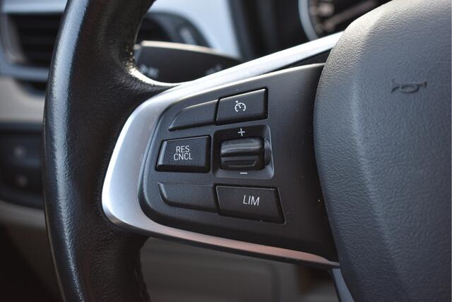 BMW X2 sDrive18i Executive Edition Head up, Afn. trekhaak, Elek. achterklep, Leder, Cruise, PDC