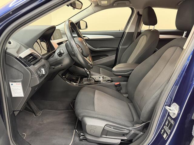 BMW X2 sDrive18i Executive, 140Pk, 2019, Origineel Nederlands, LED koplampen, Navigatie, Climate control, Cruise control, Parkeersensoren, 4 seizoenenbanden,