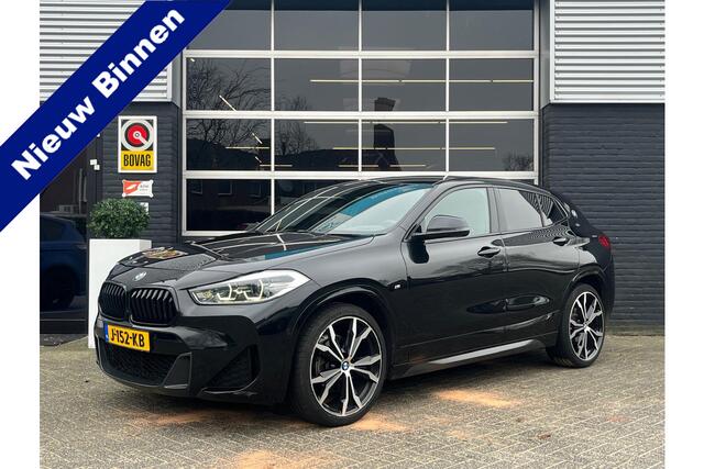 BMW X2 sDrive18i High Executive, M-pakket, Automaat, Cruise, Head-up, Camera, Navi